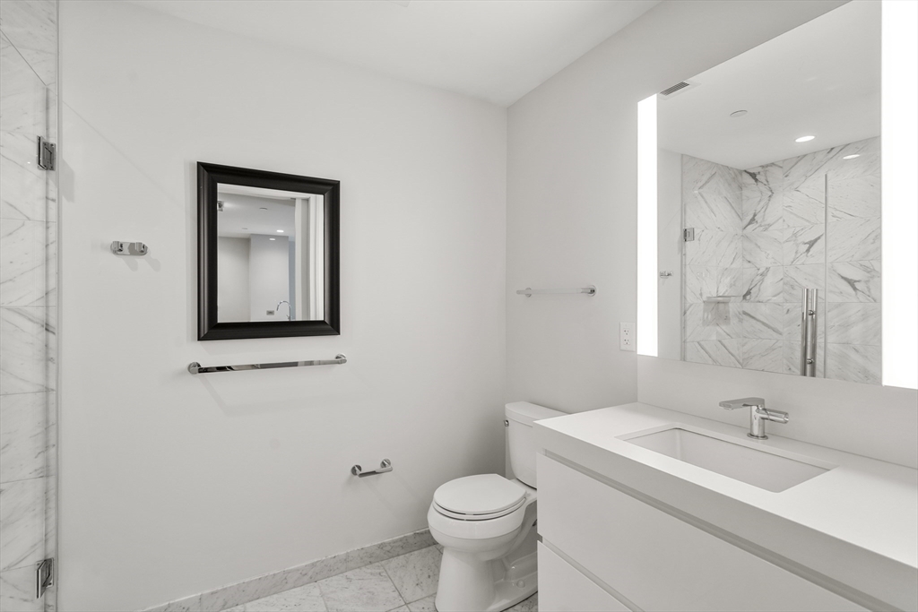 133 Seaport Blvd # 521