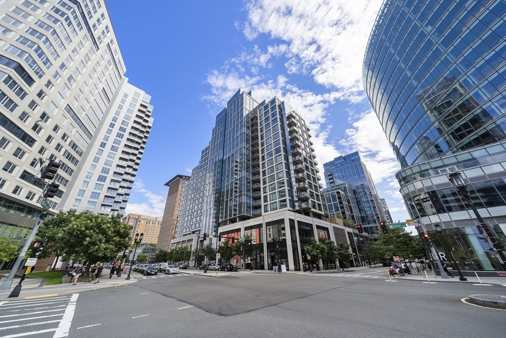 133 Seaport Blvd # 521