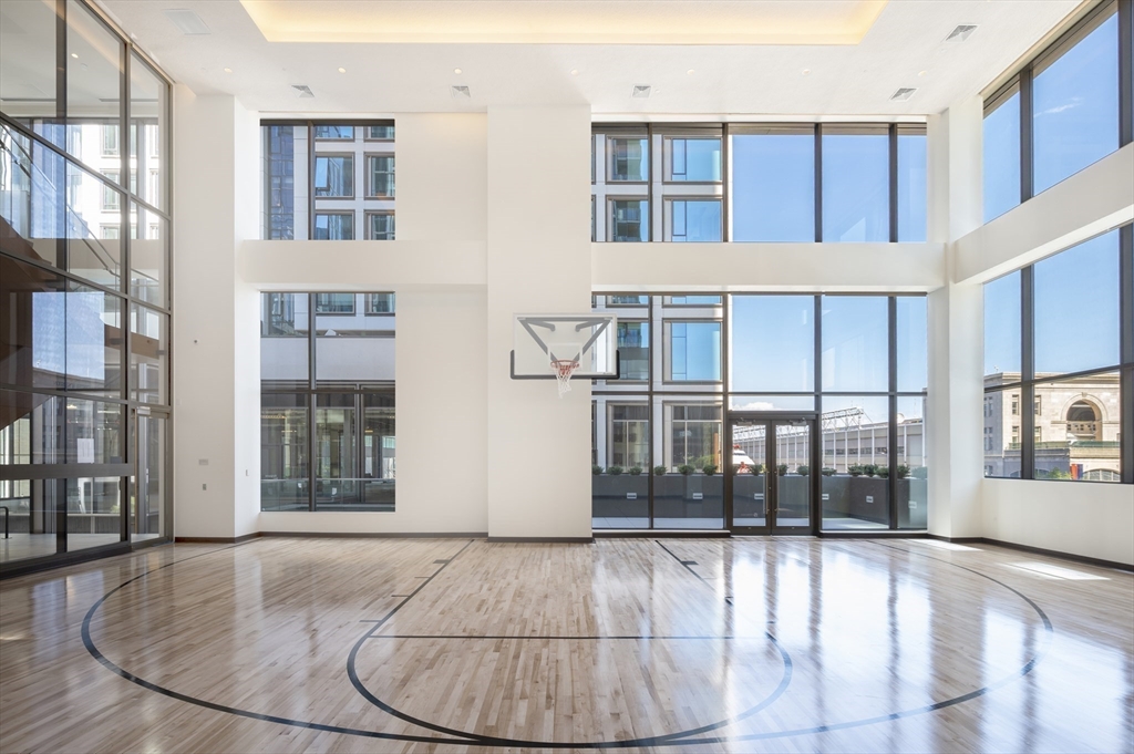 133 Seaport Blvd # 521