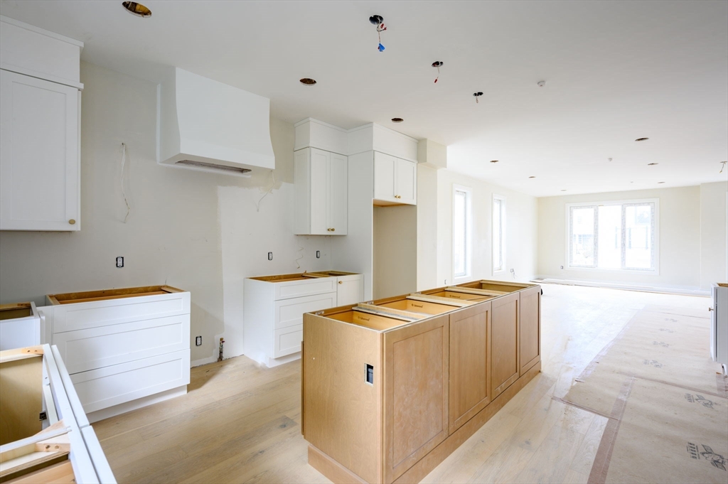 29R Ashland St # 29R