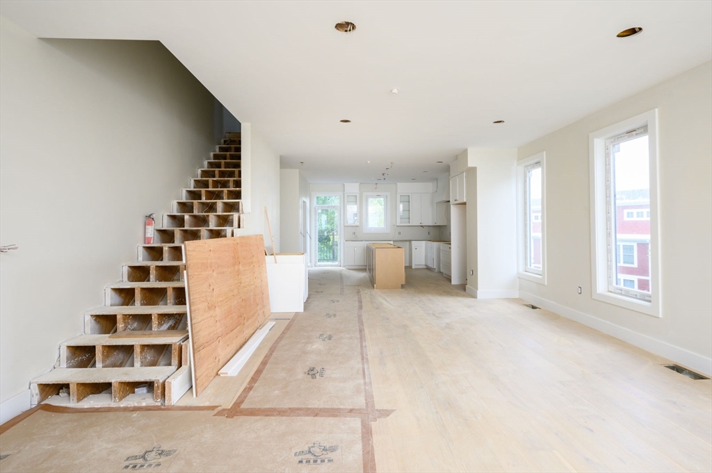 29R Ashland St # 29R