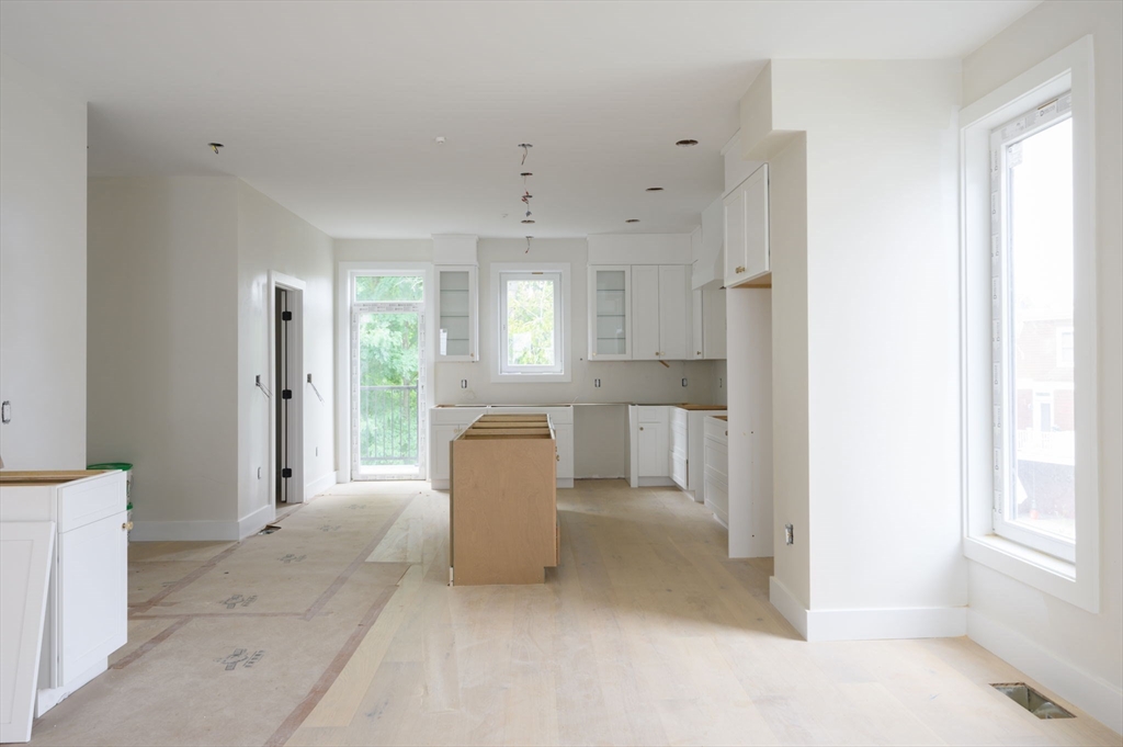 29R Ashland St # 29R