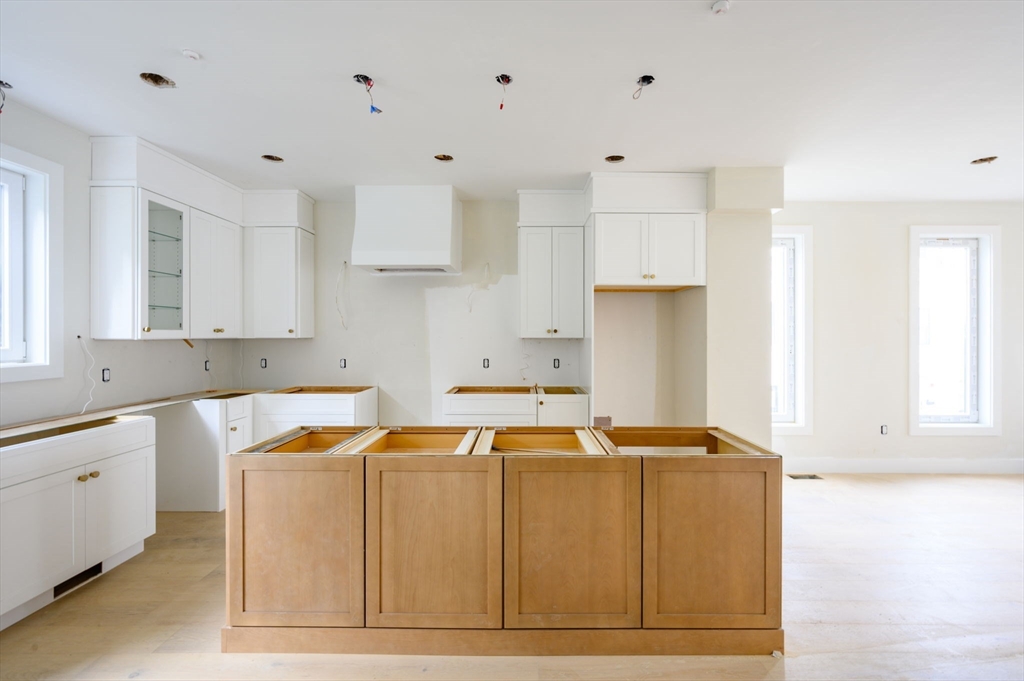 29R Ashland St # 29R