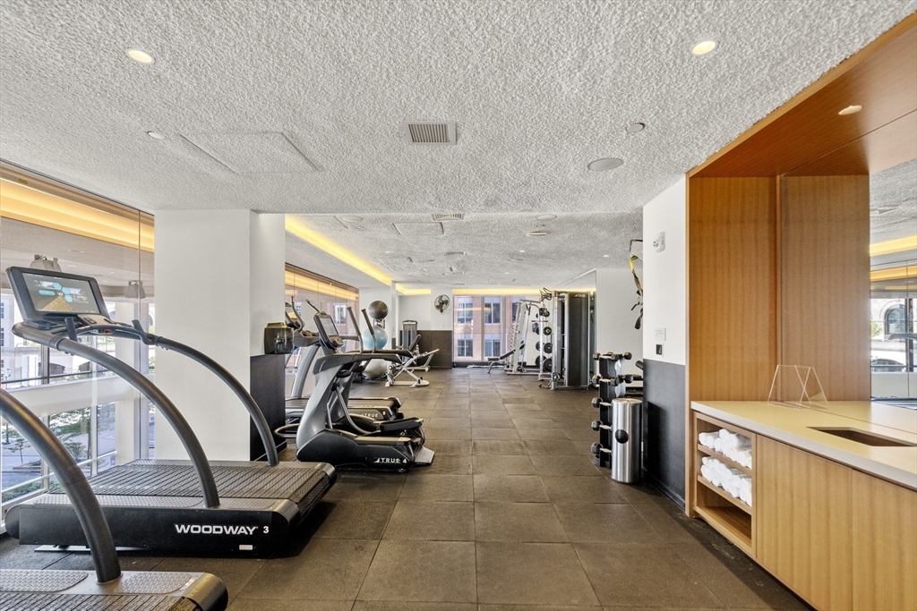 133 Seaport Boulevard # 716