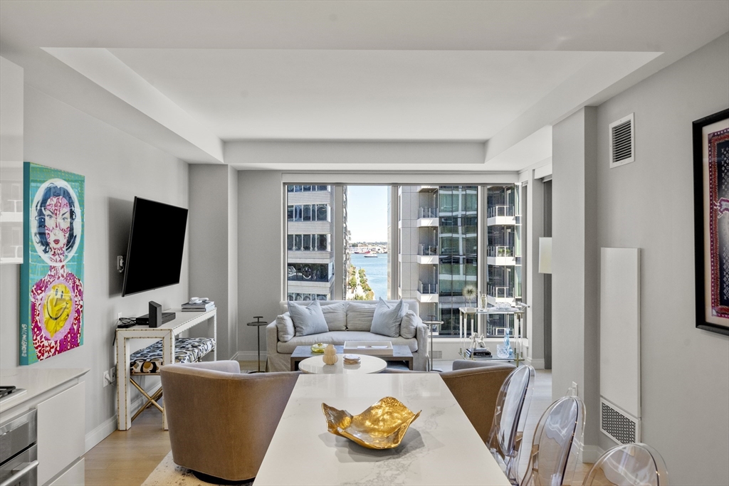 133 Seaport Boulevard # 716