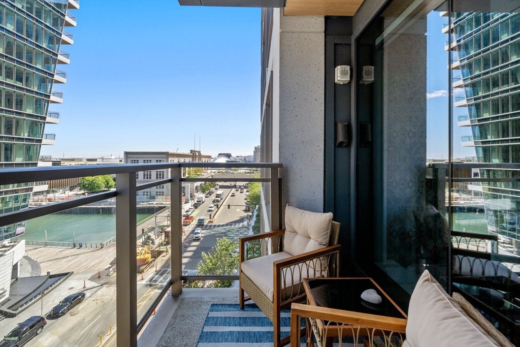 133 Seaport Boulevard # 716