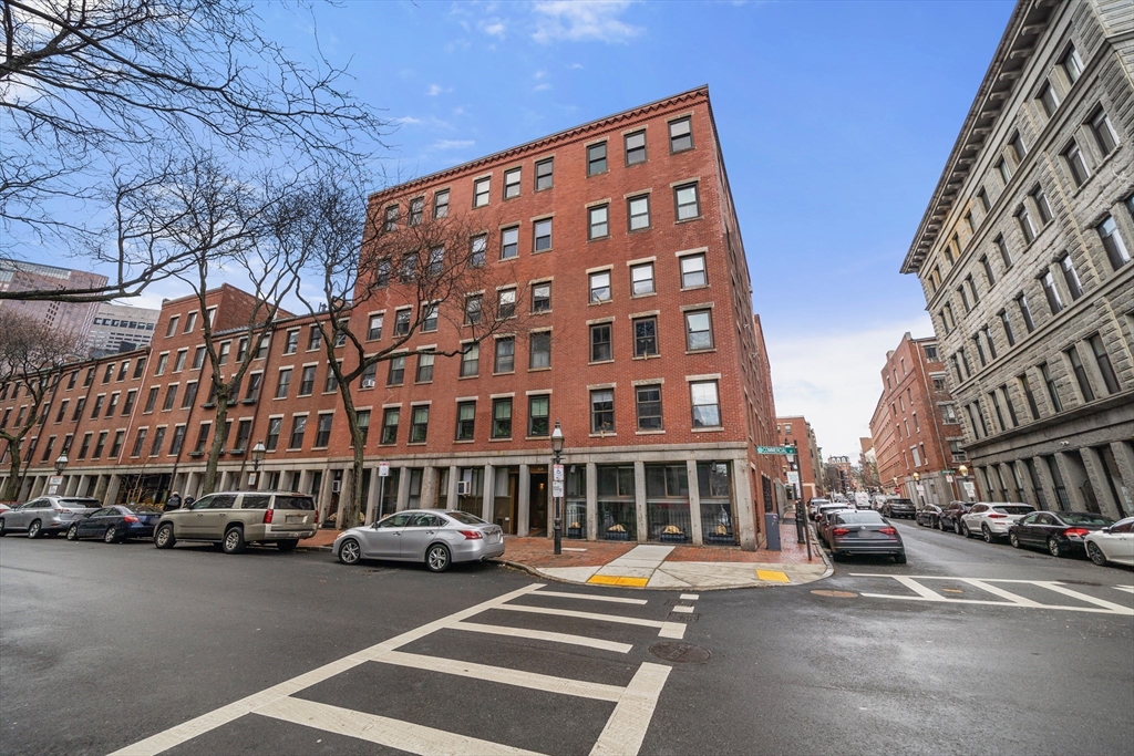 120 Commercial Street # 2 Unit: 3-2