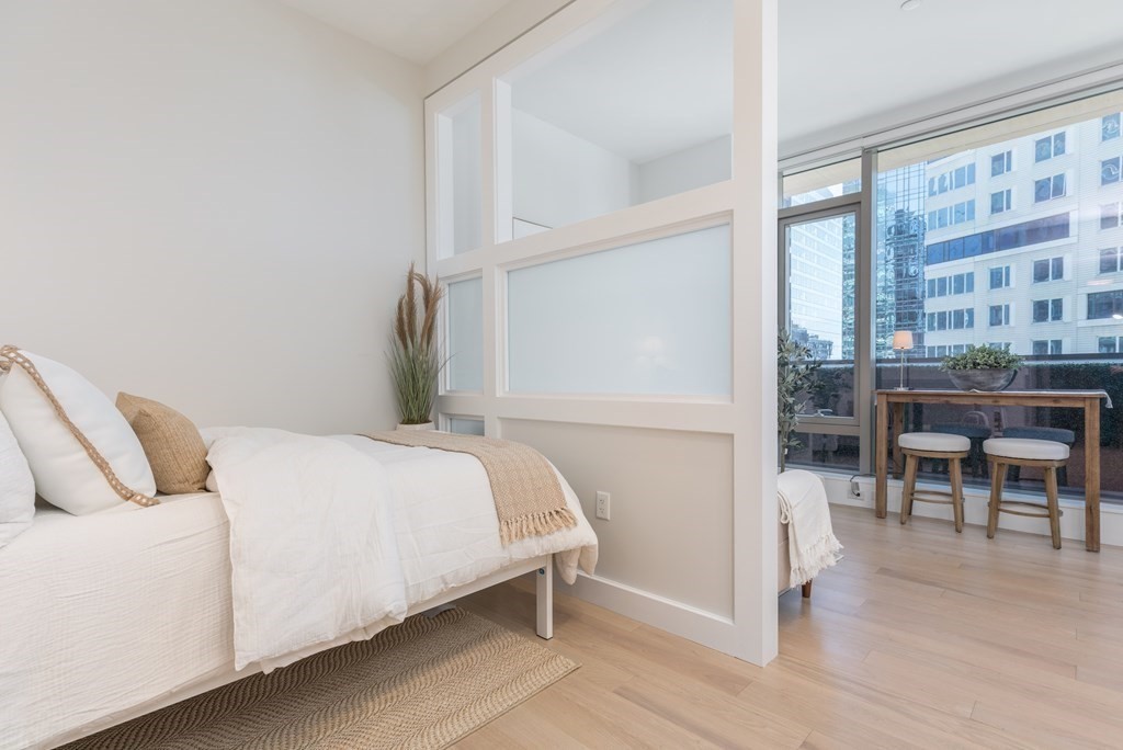 133 Seaport Boulevard # 502