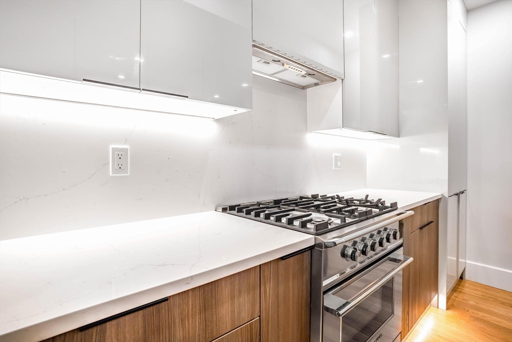 31 Mercer Street # 2