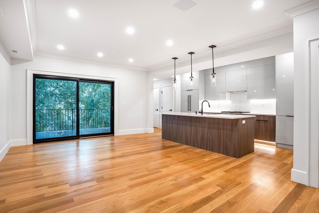 31 Mercer Street # 2