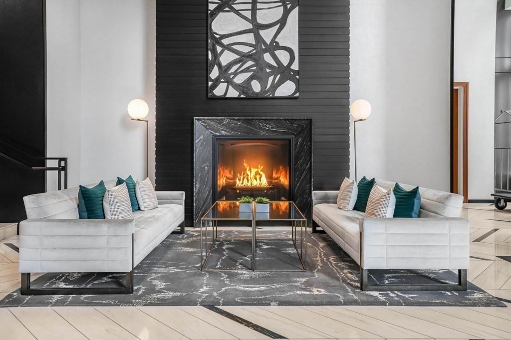 135 Seaport Boulevard # 920