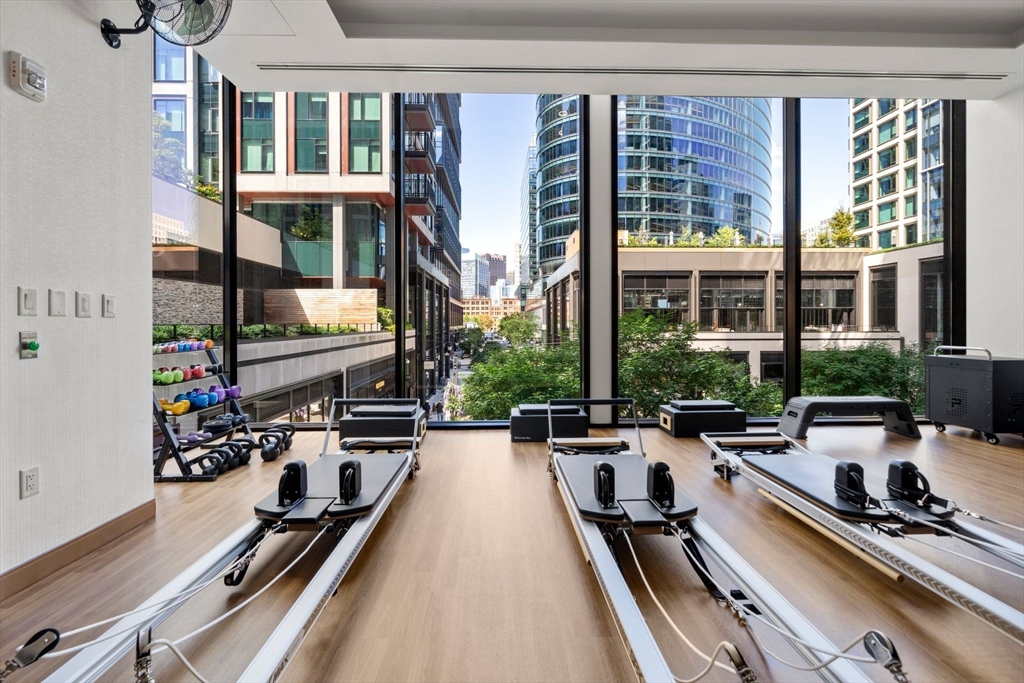 135 Seaport Boulevard # 920