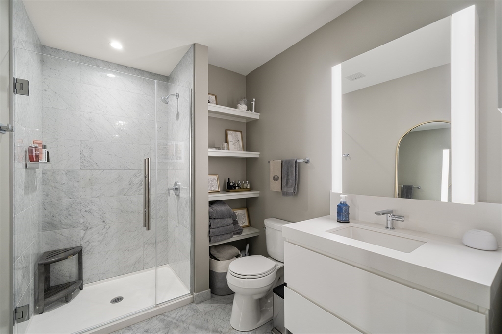 133 Seaport Boulevard # 716