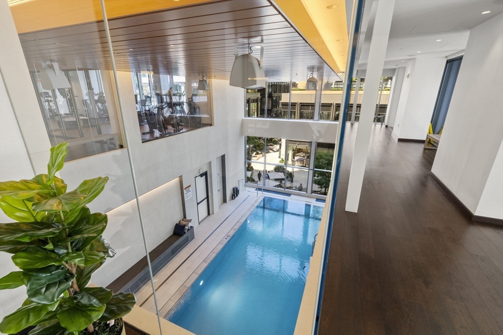 133 Seaport Boulevard # 716