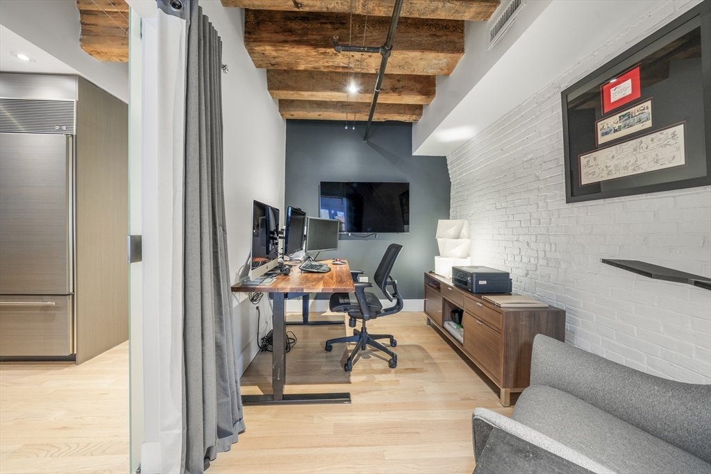40 Commercial Wharf # 40