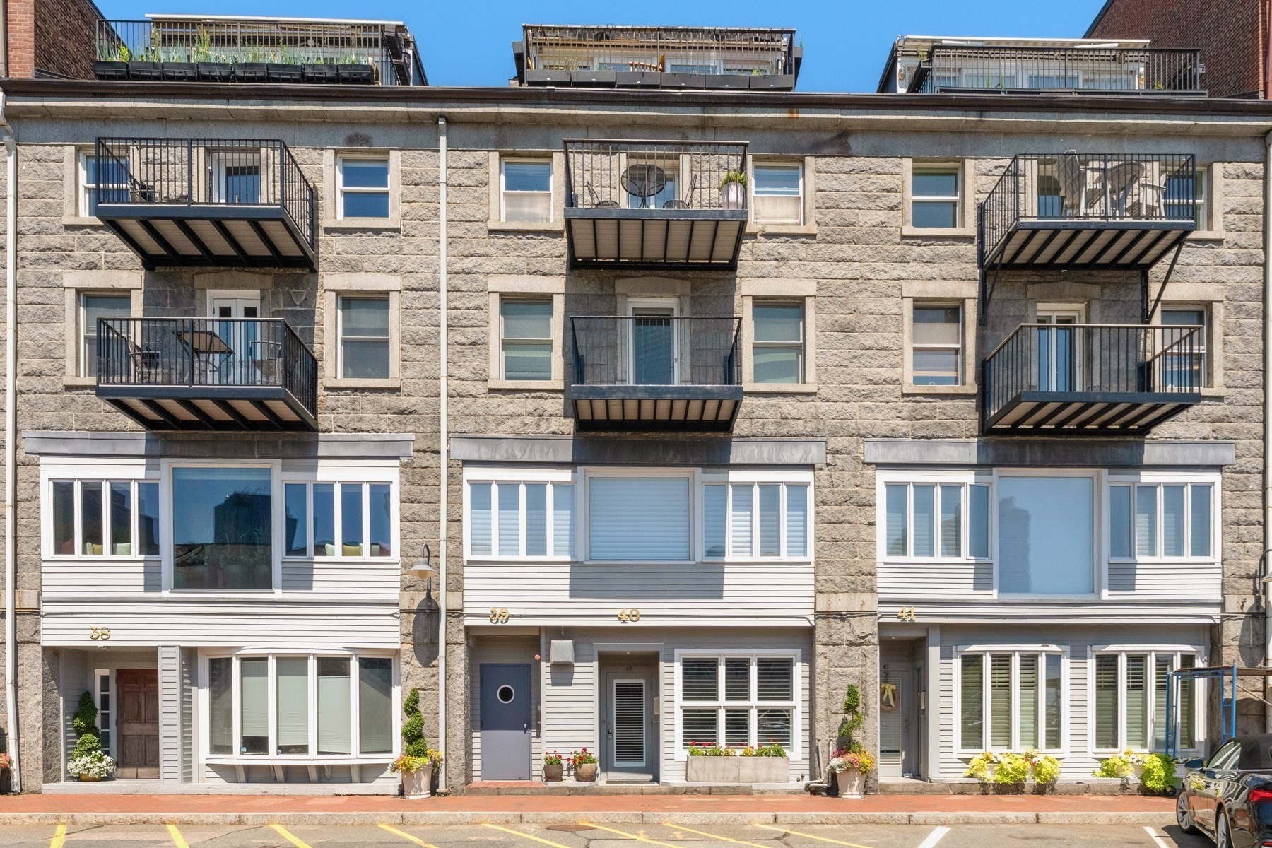 40 Commercial Wharf # 40