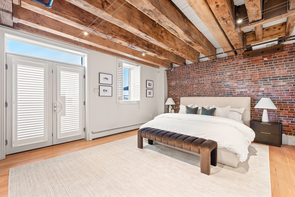 40 Commercial Wharf # 40