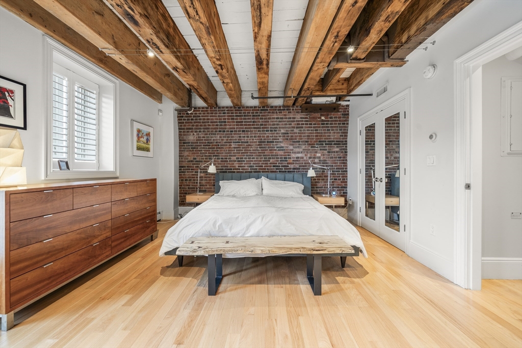 40 Commercial Wharf # 40