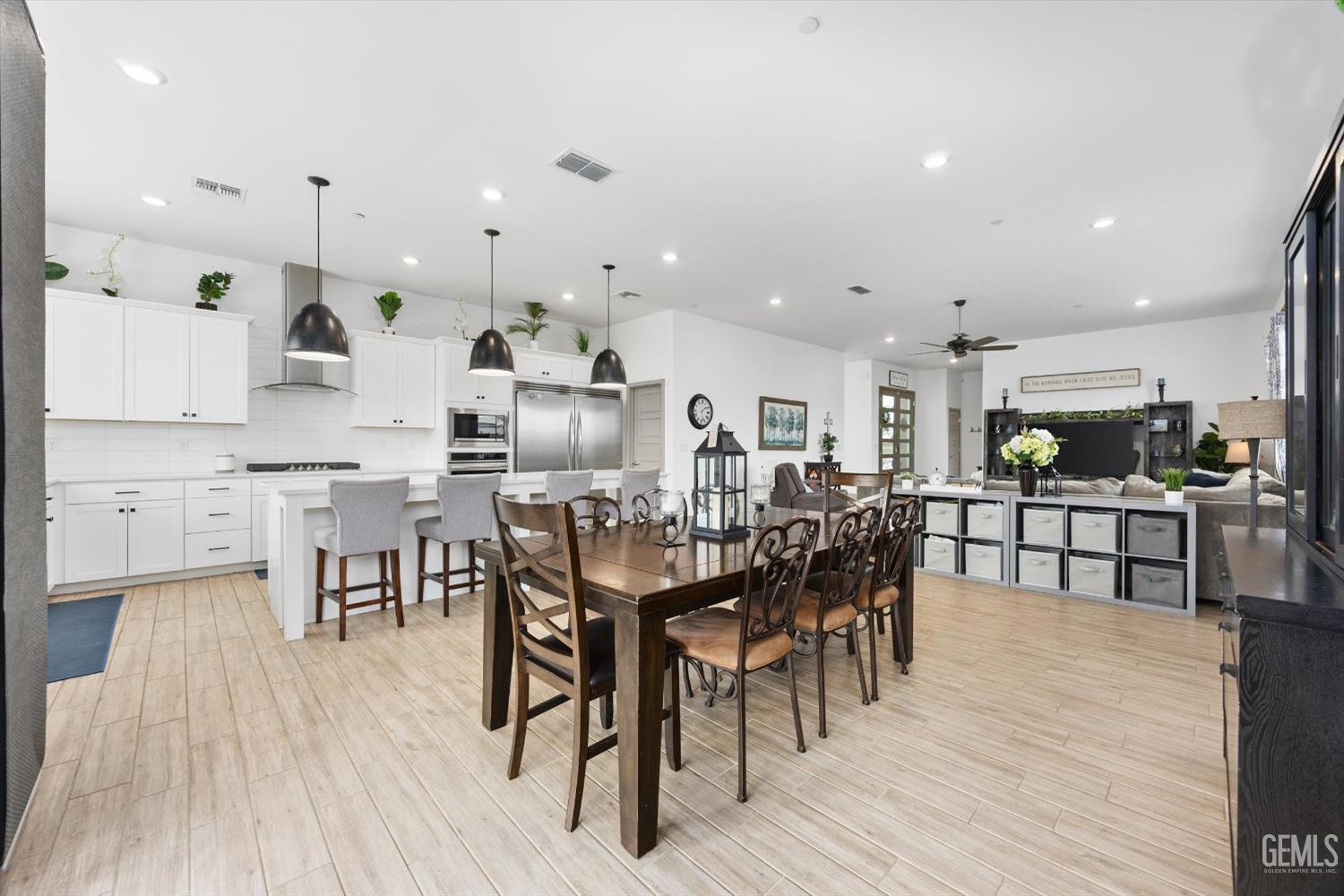 9413 Hill Springs Lane