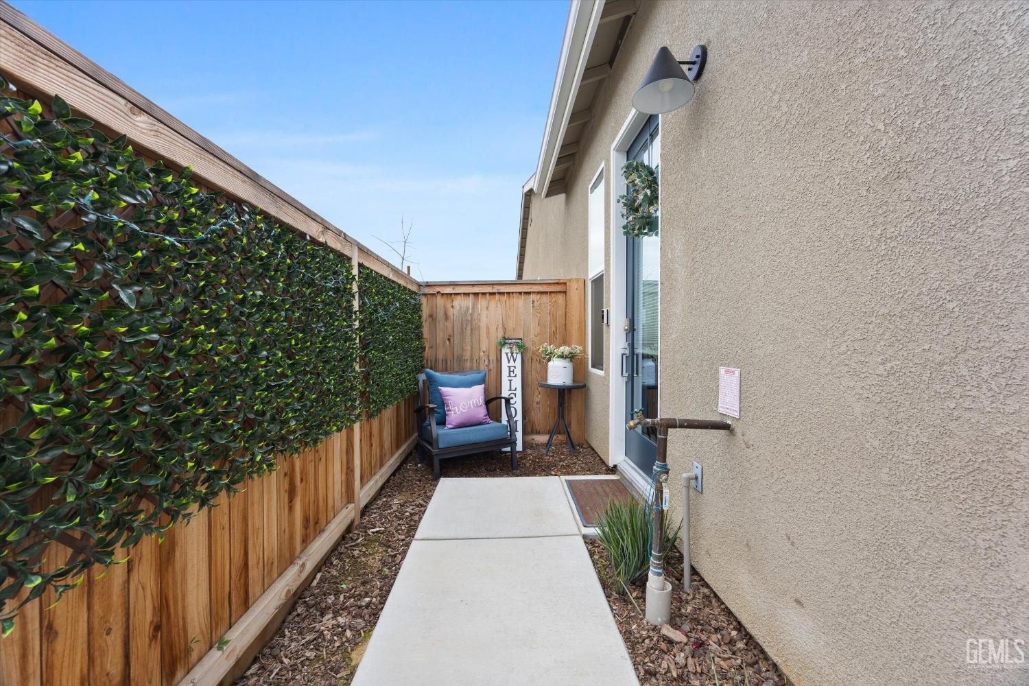 9413 Hill Springs Lane