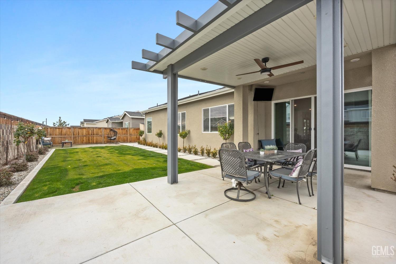 9413 Hill Springs Lane