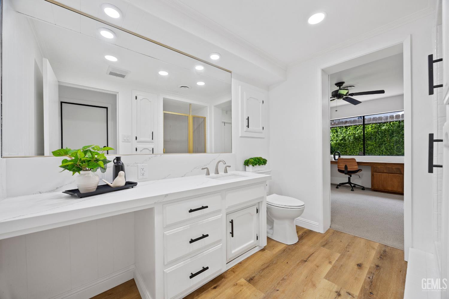 4815 Panorama Drive
