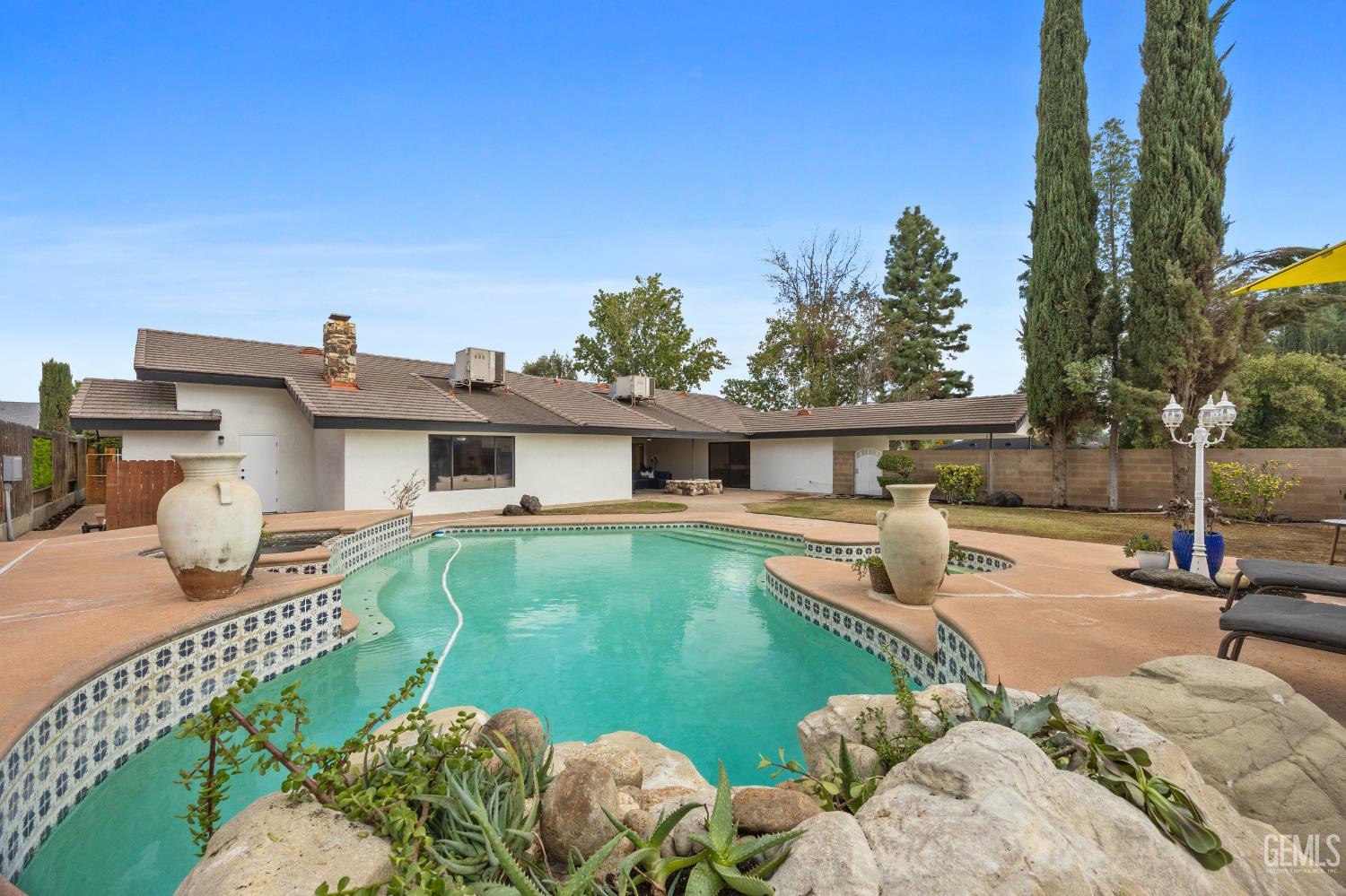 4815 Panorama Drive