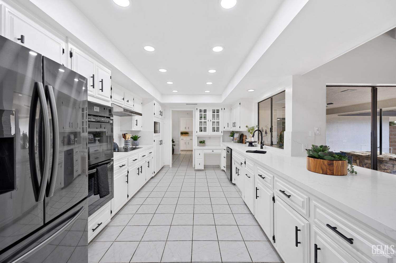 4815 Panorama Drive