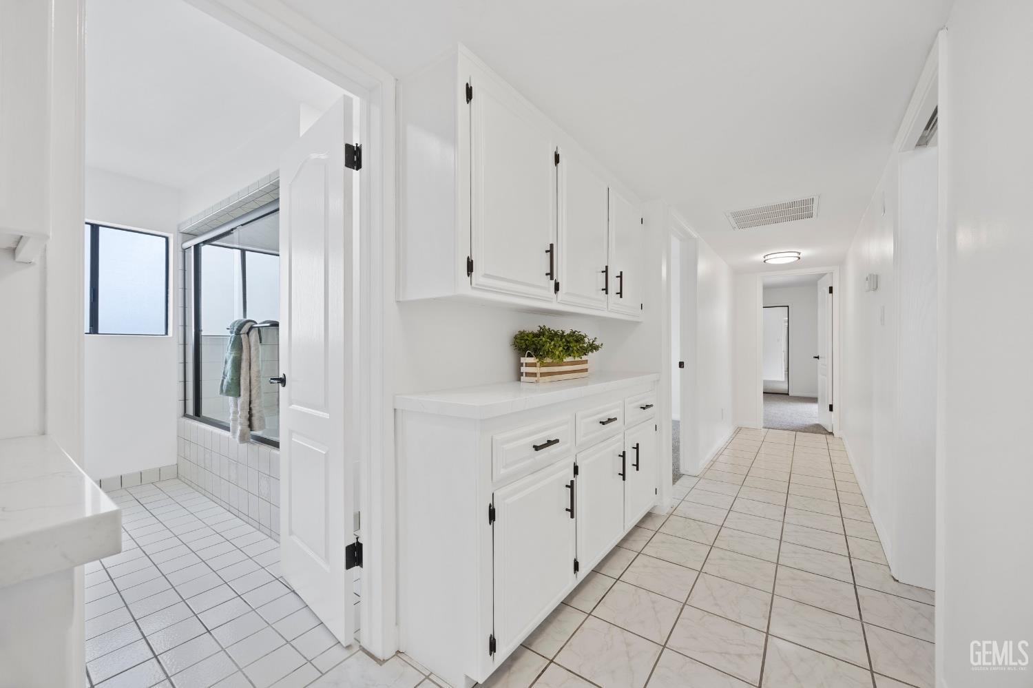 4815 Panorama Drive
