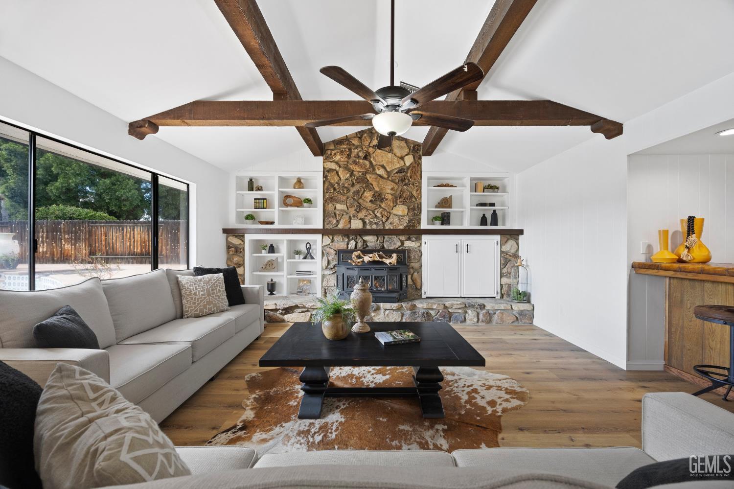 4815 Panorama Drive