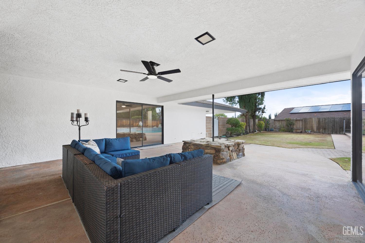 4815 Panorama Drive