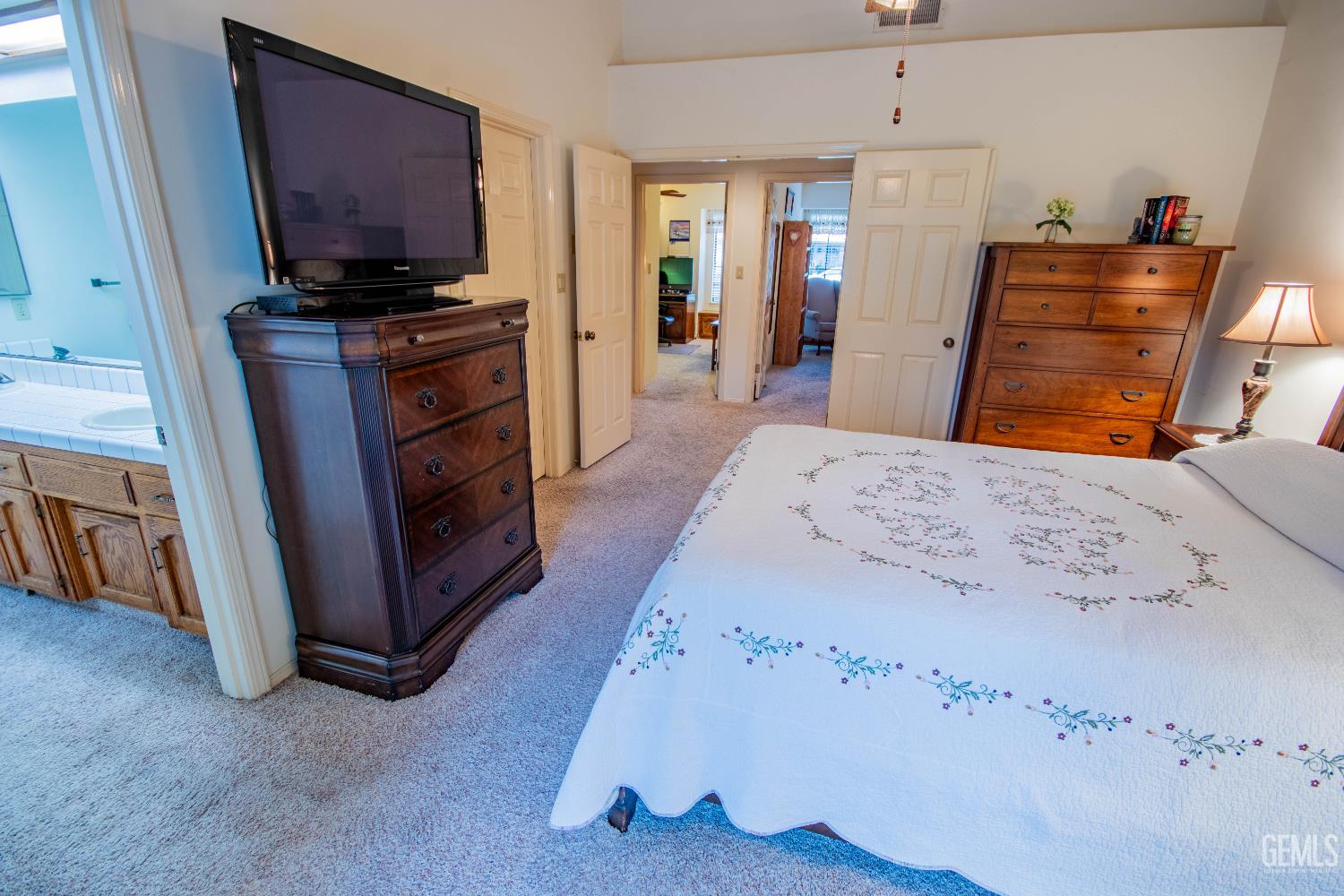7717 Angoras Court