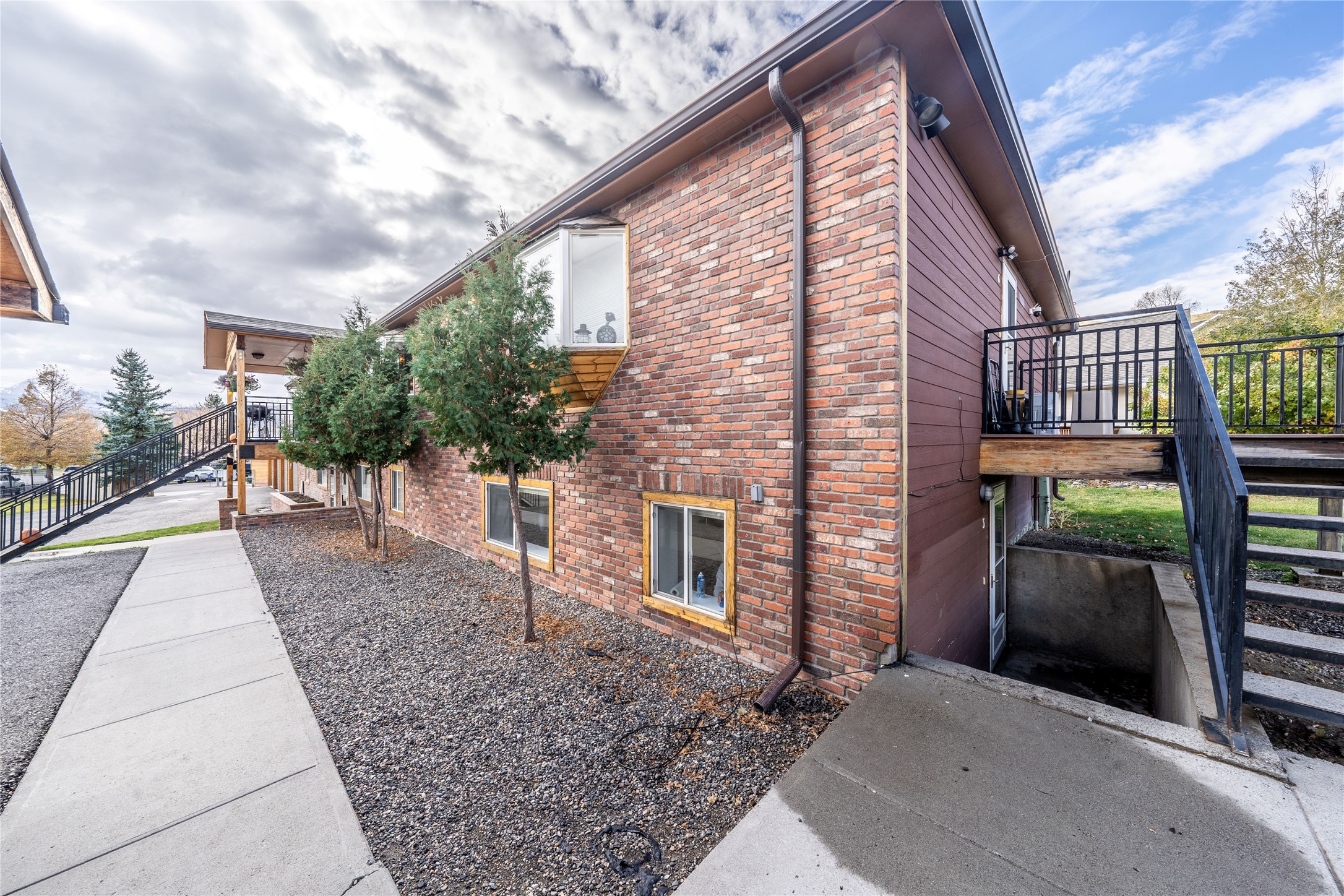 611 N N Street 3