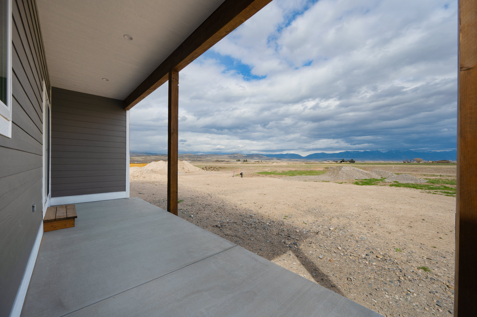 207 S Crispin Street