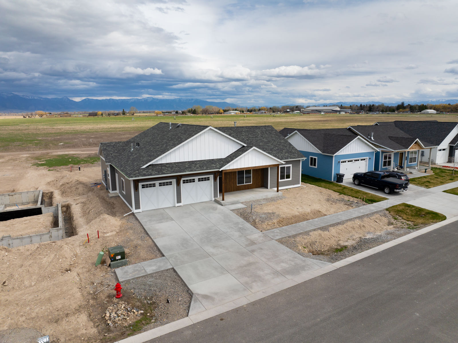 207 S Crispin Street