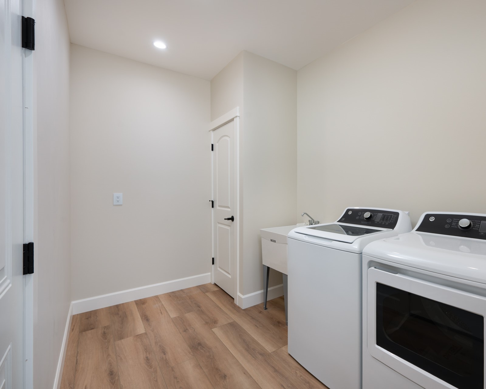 207 S Crispin Street