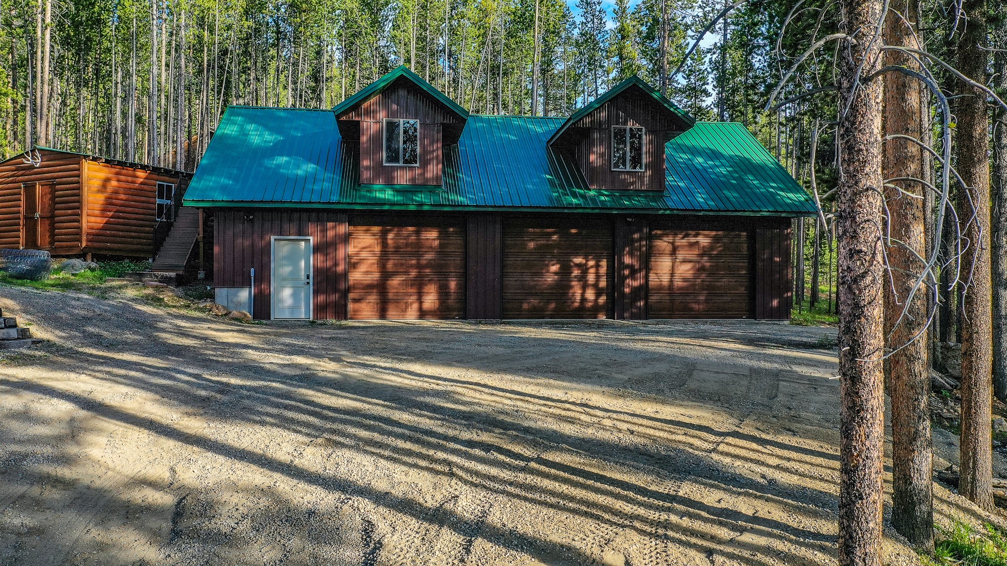 23 Lodgepole Lane W