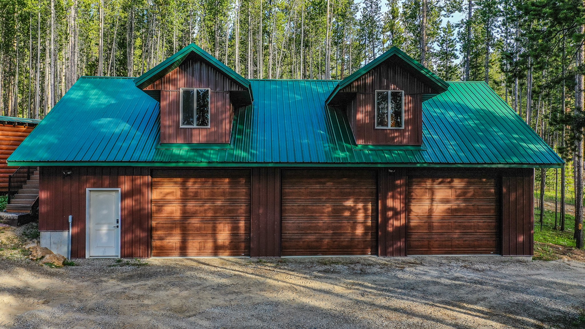 23 Lodgepole Lane W