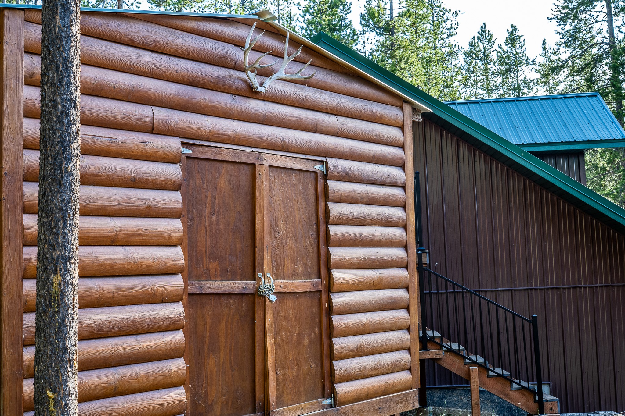 23 Lodgepole Lane W