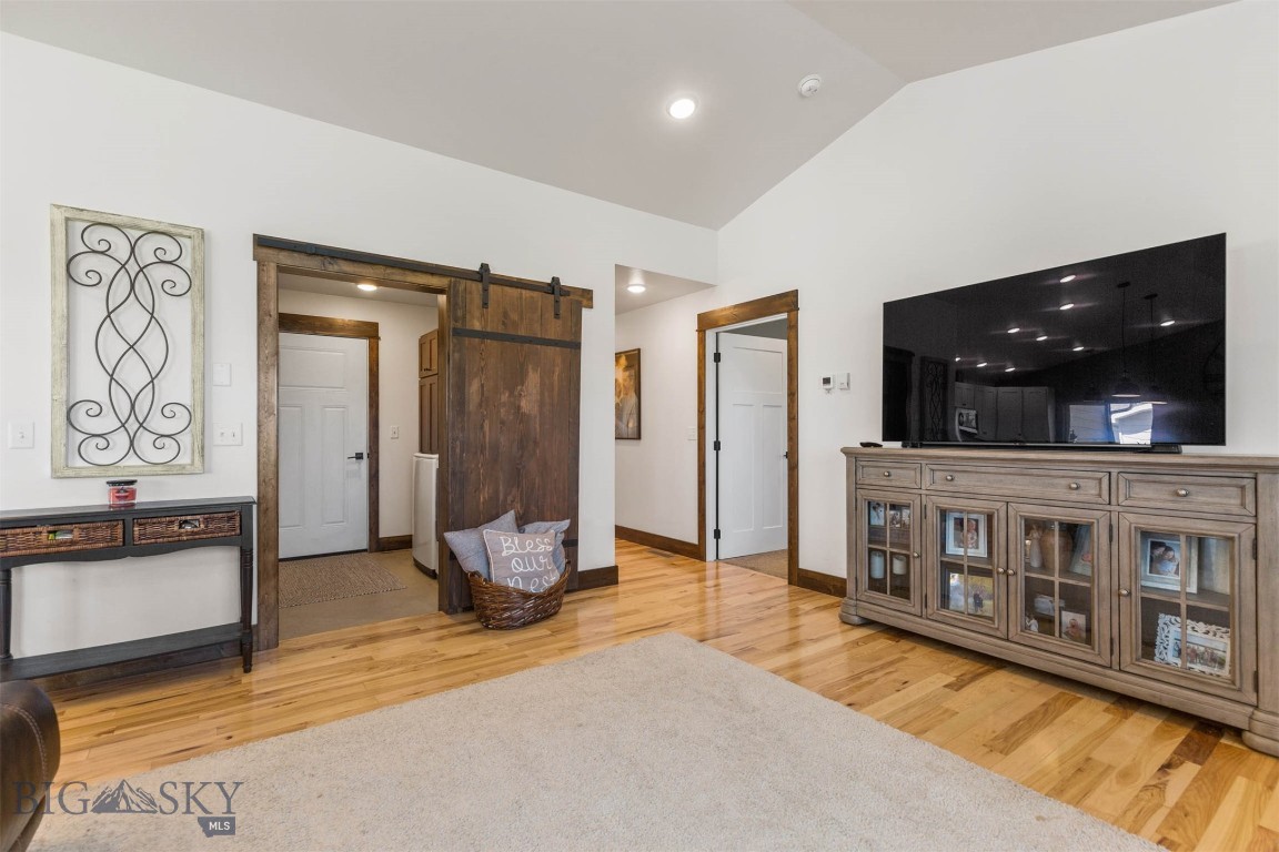 285 Northwest Passage Lane