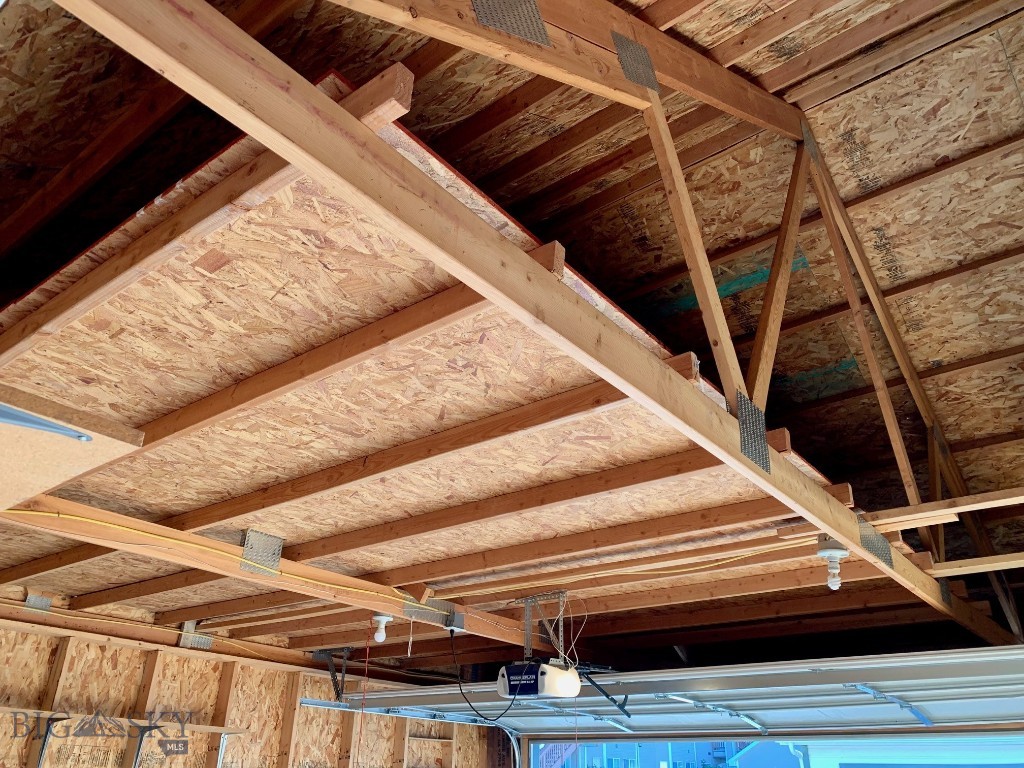 893 Forestglen Drive 1F