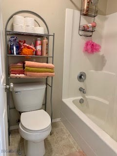 893 Forestglen Drive 1F