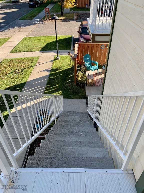 893 Forestglen Drive 1F