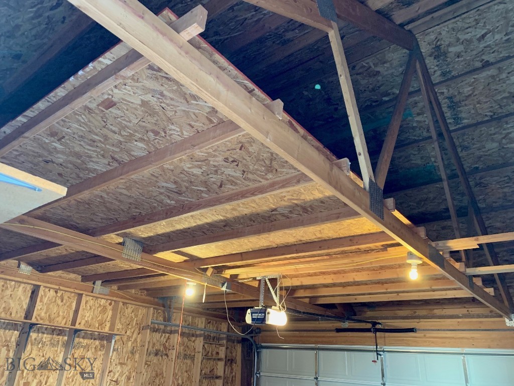 893 Forestglen Drive 1F