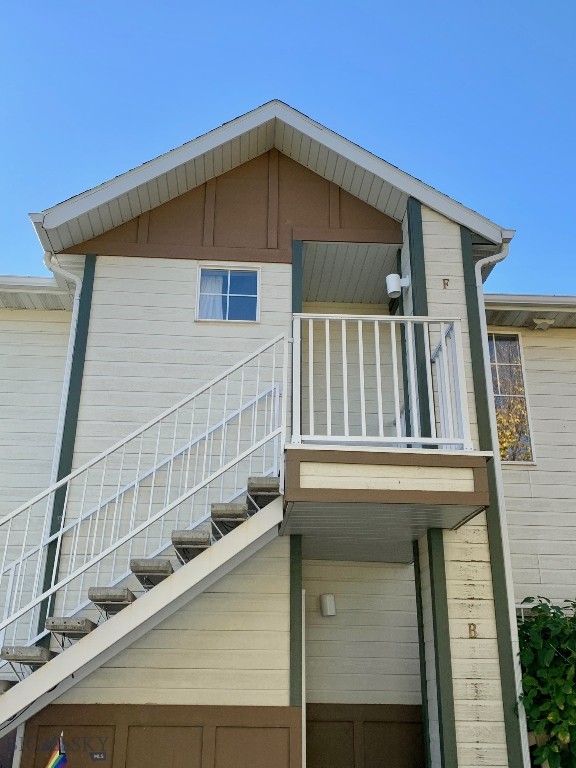 893 Forestglen Drive 1F