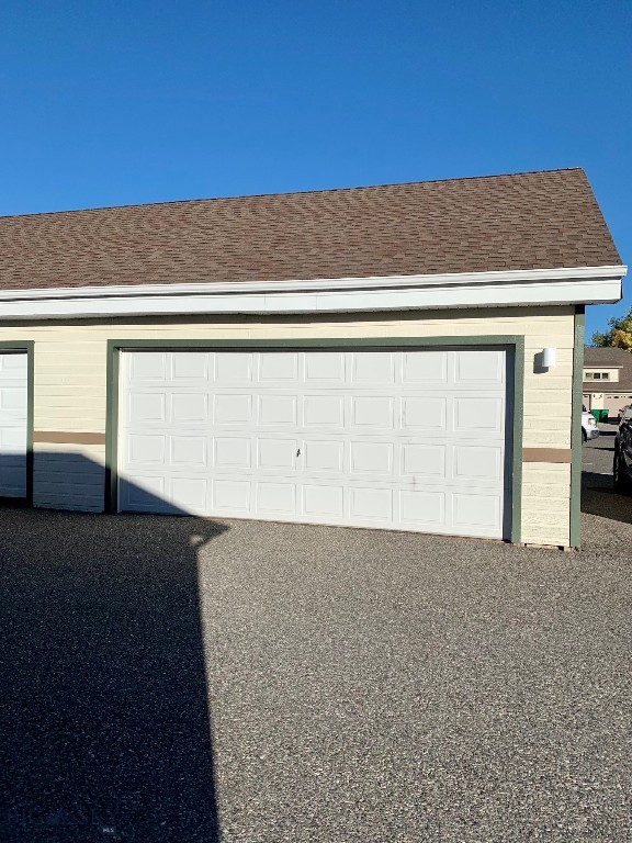 893 Forestglen Drive 1F