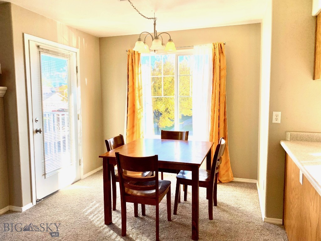 893 Forestglen Drive 1F