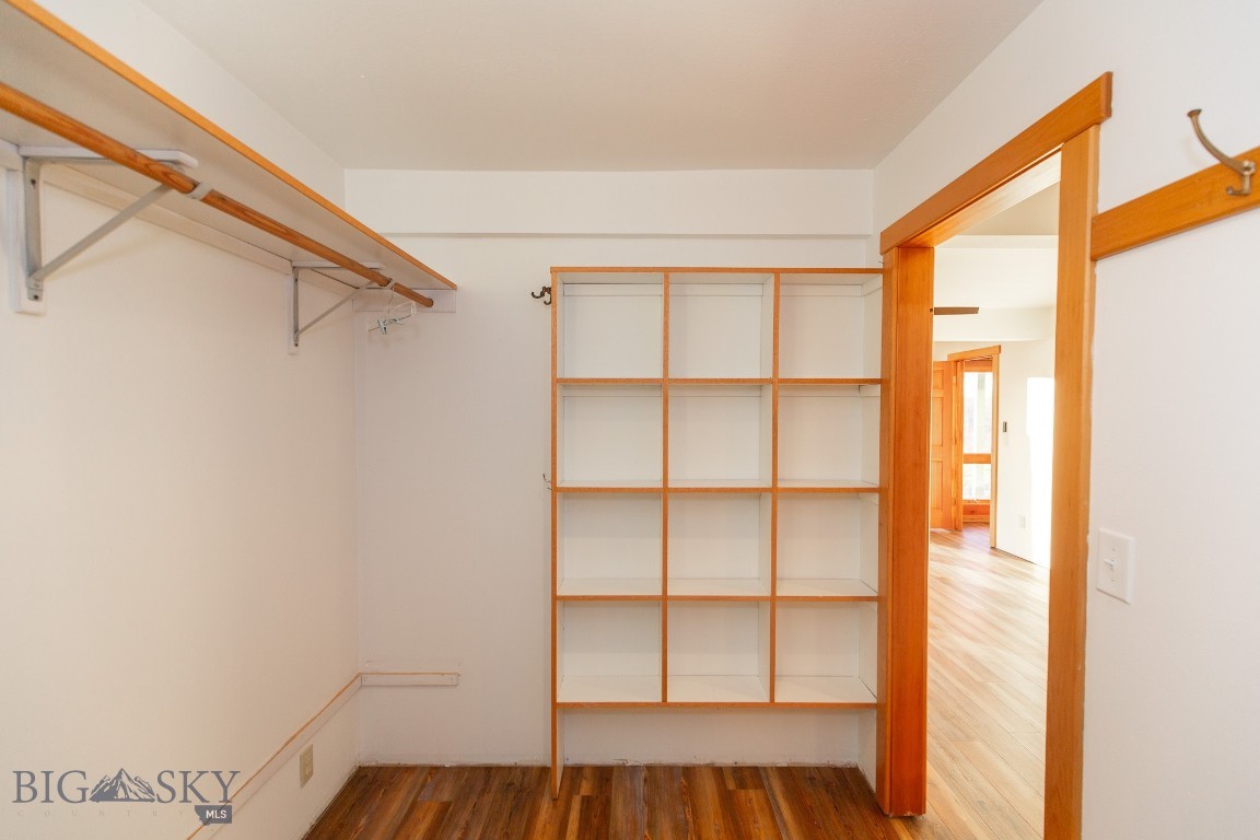 10895 US Highway 287