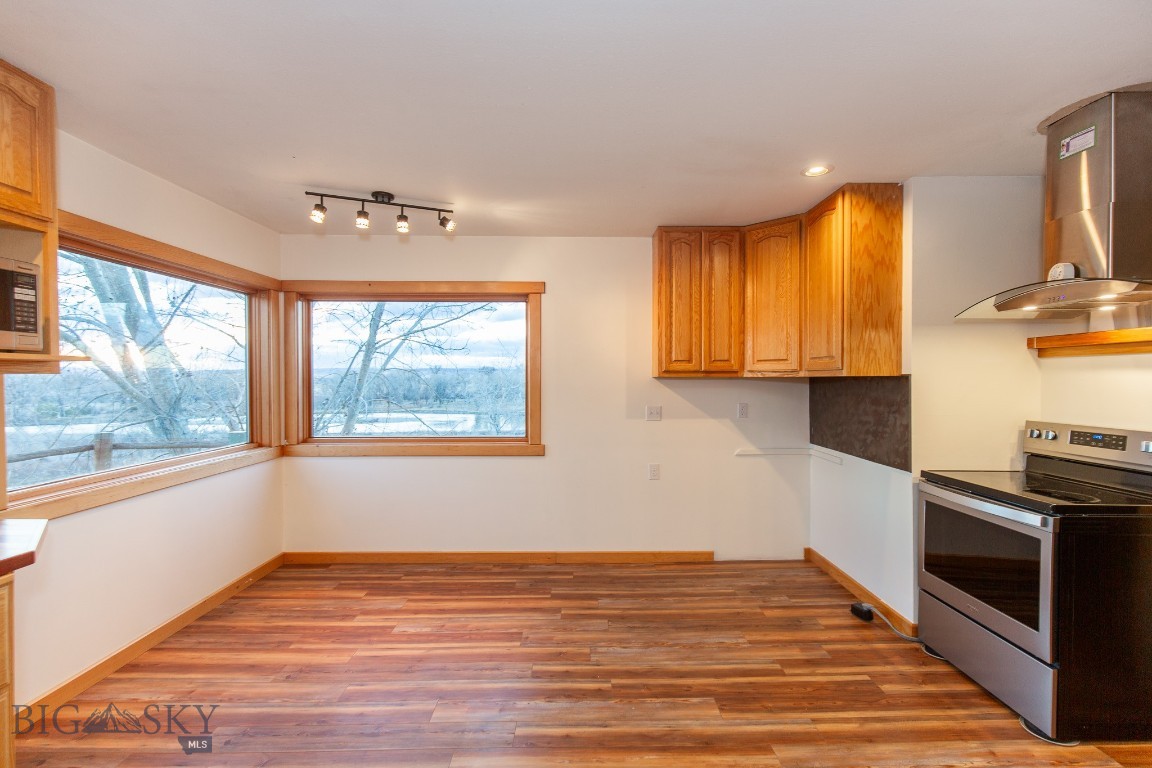 10895 US Highway 287