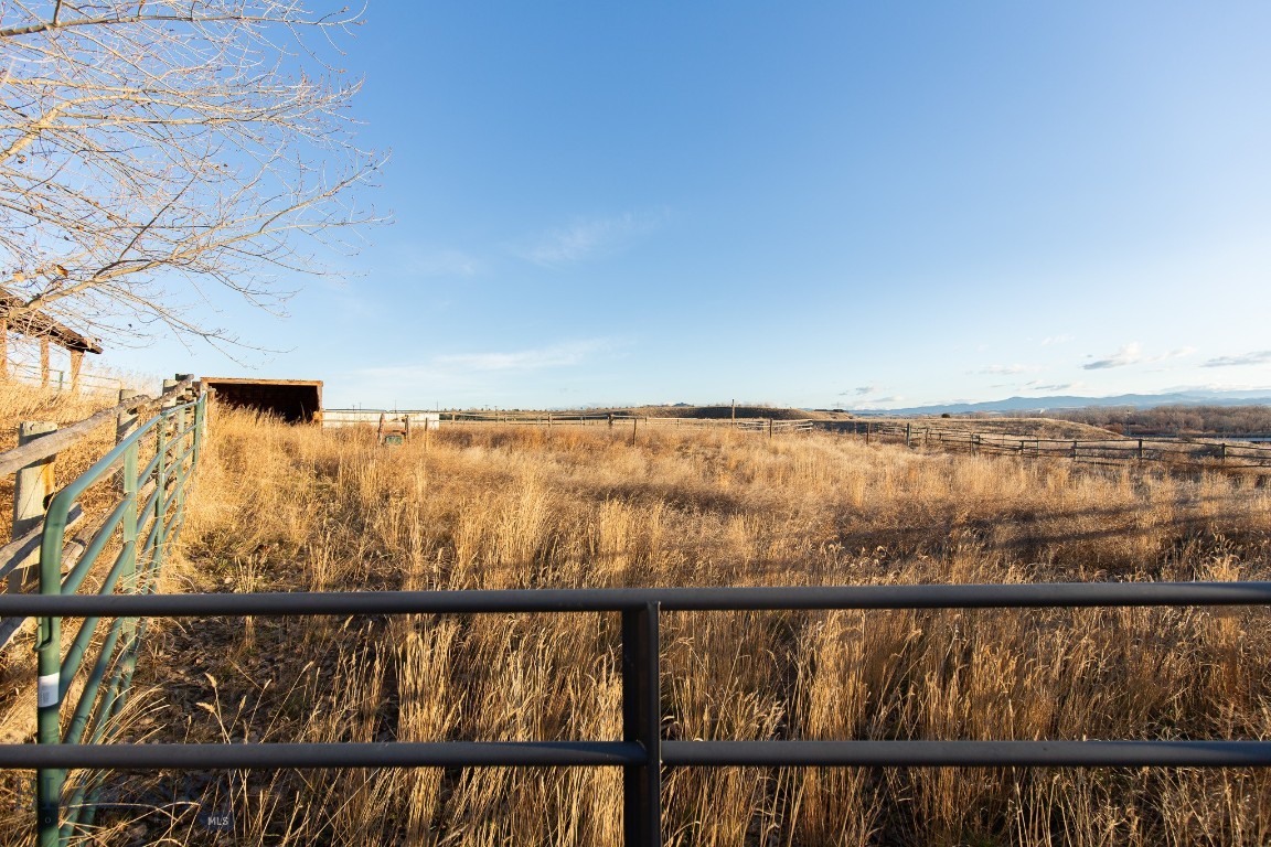 10895 US Highway 287